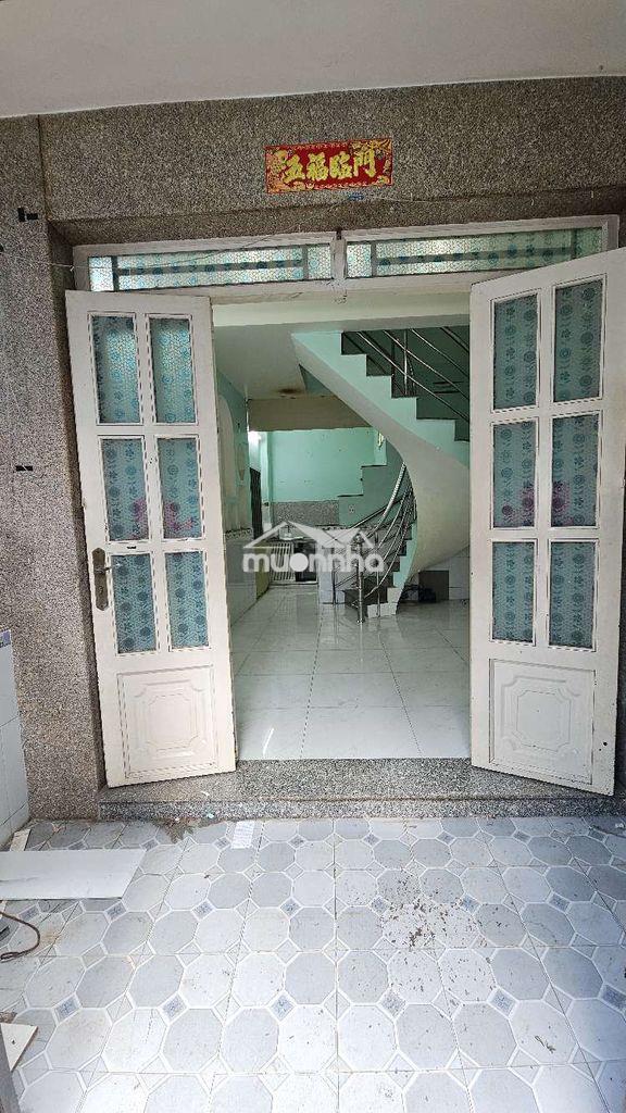 Nhà thuê 3 lầu hẻm ba gác  1 xẹc - 4