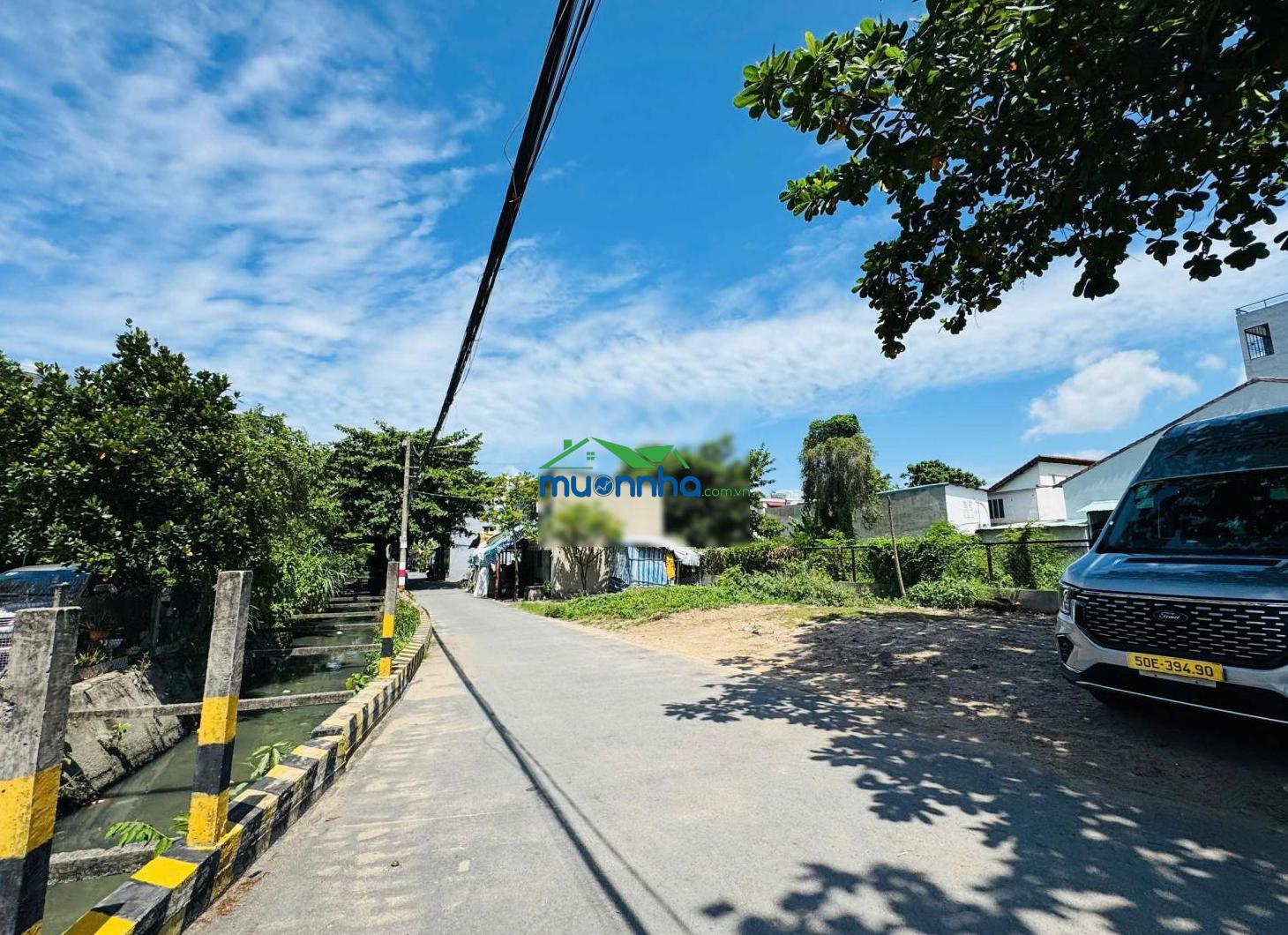 Căn này ngon! nhà 1 trệt 2 lầu sân thượng vị trí trung tâm mới linh đông - thủ đức - 2