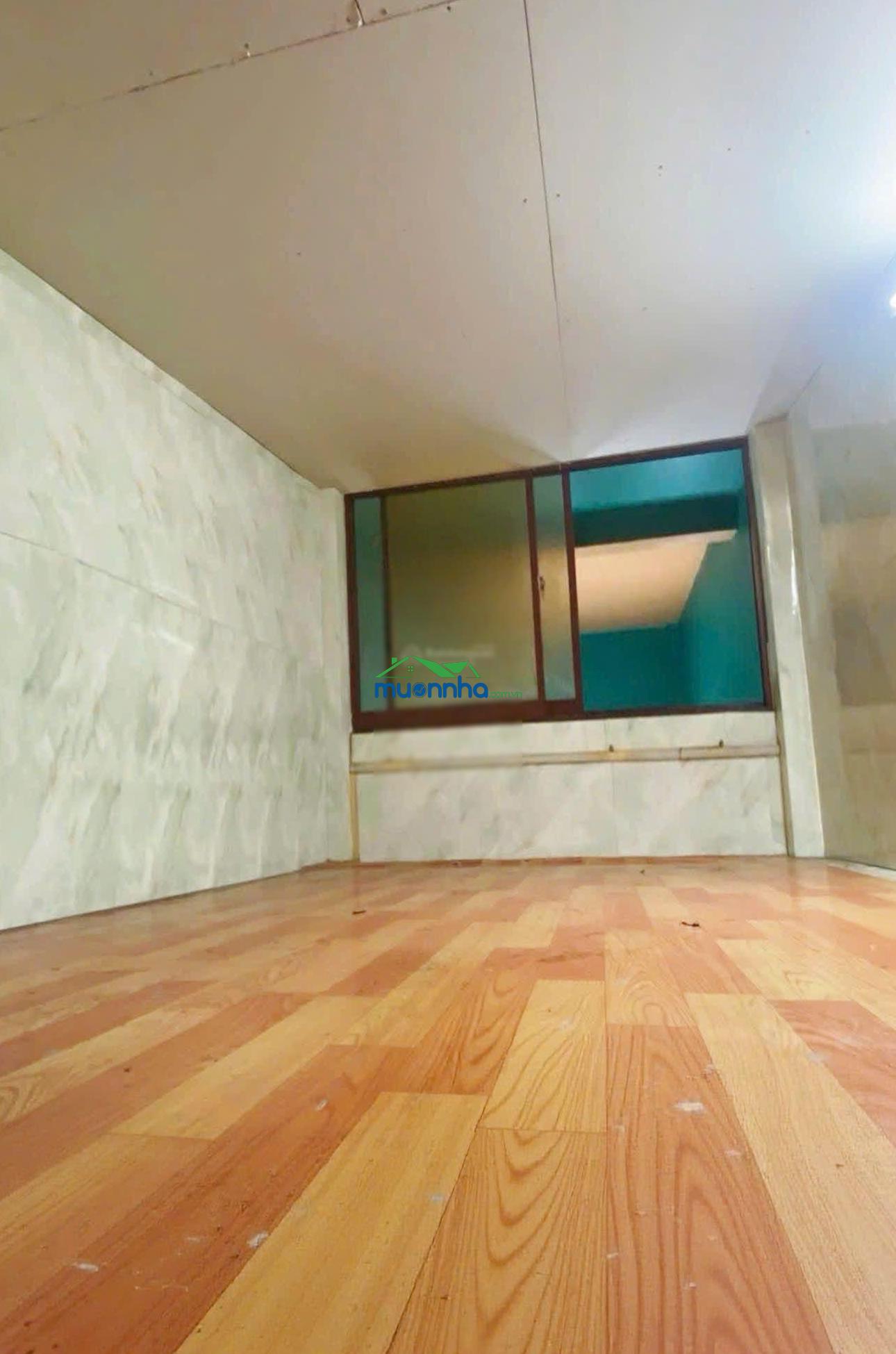 Bán nhà 2 tỉ - 3 tầng - 20m2 - hẻm rộng, đẹp, thoáng, an ninh- shr, hoàn công đủ - phú định, quận 8 - 3