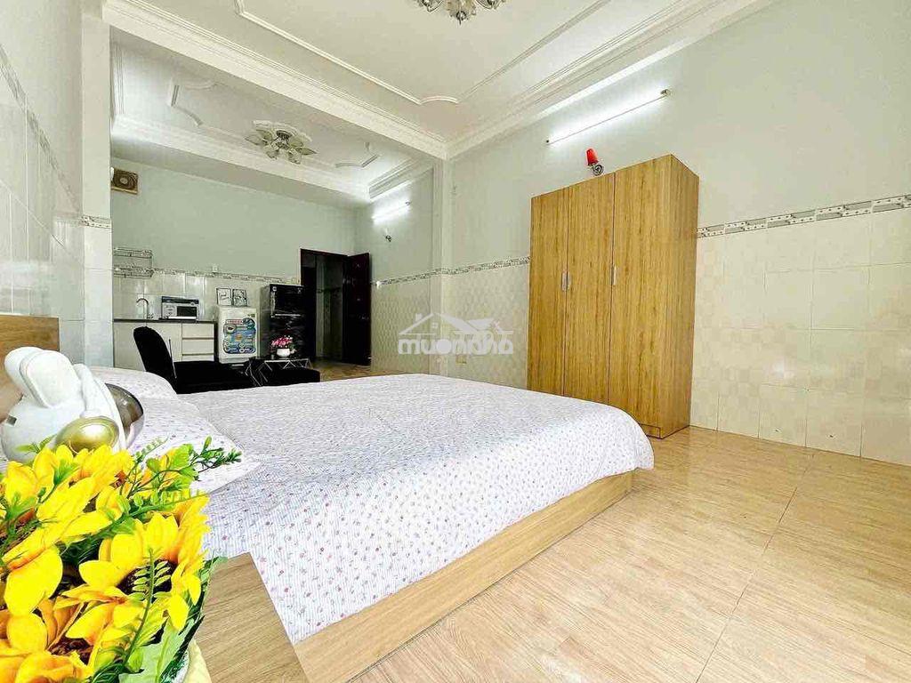 Cần sang phòng dịch vụ mặt tiền đường số 3 q6 - 2
