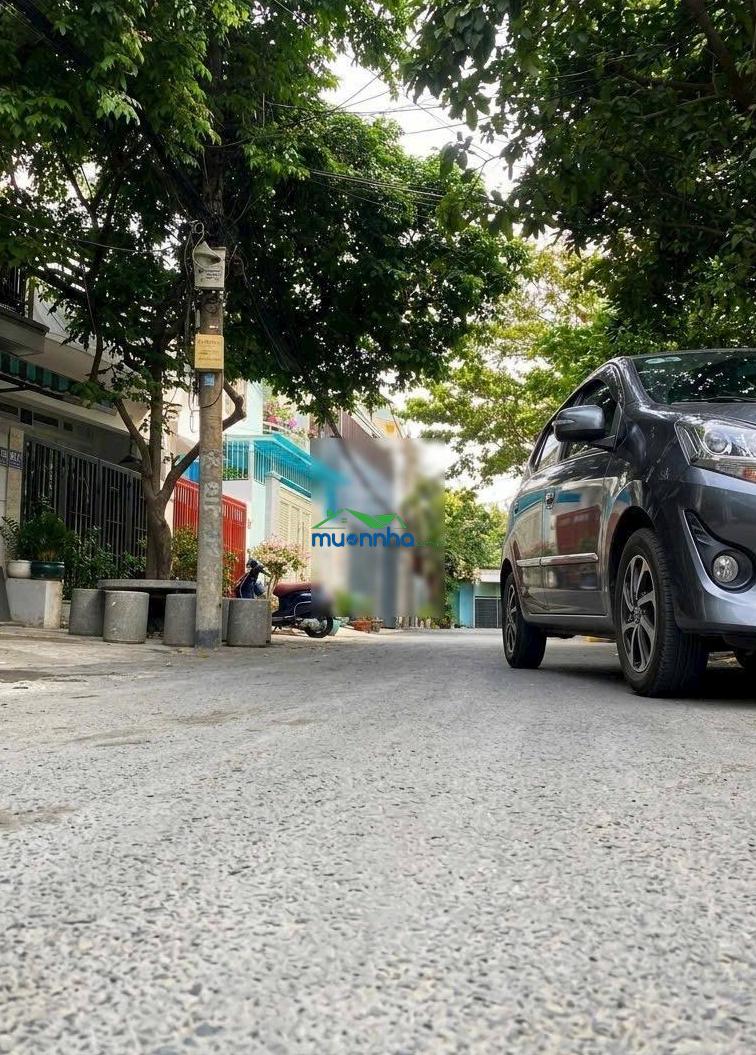 Chỉ 4.8 tỷ - 140m - oto đỗ cửa - ngay vincom lê văn việt, q9 - 2