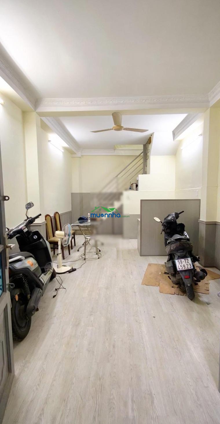 Tân bình 31m2 tầng shr 3pn giá 4,69 tỷ. #1018 - đường phú hoà