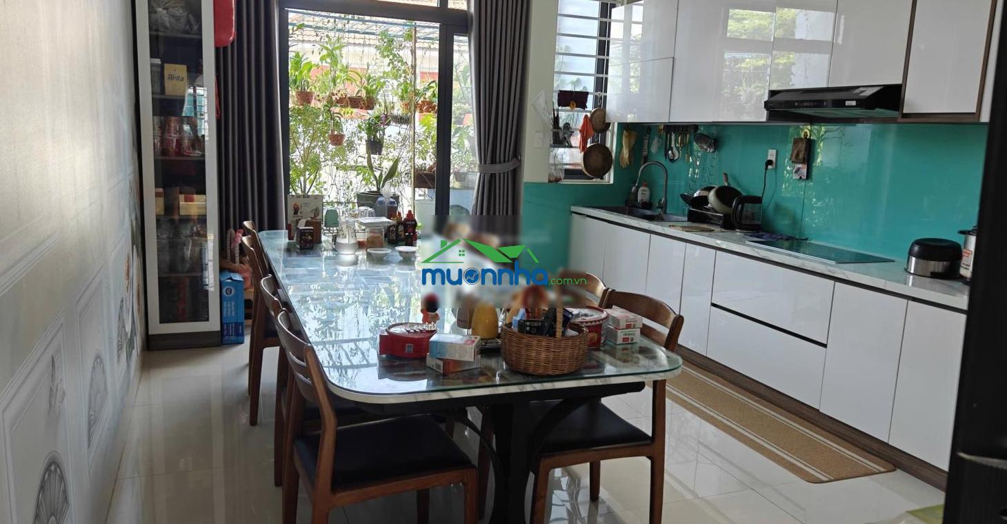 Vài bước ra metro! nhà 4 tầng kdc đồng bộ 90m2 (5m x 18m) đường 10m có vỉa hè - 4