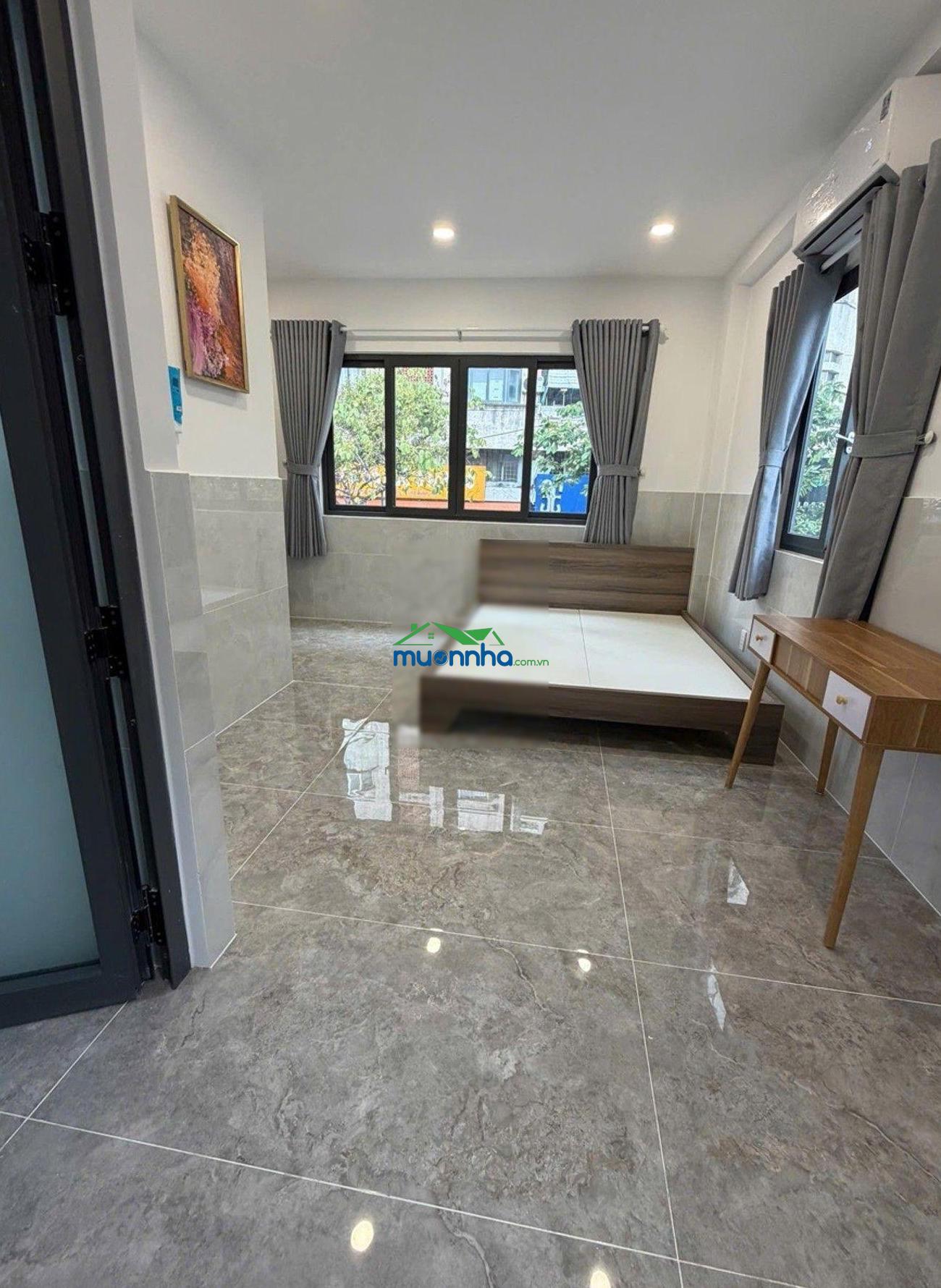Nhà mặt tiền lê hồng phong - quận 5 chỉ 8 tỷ - (4,3 x 11m) - 2 tầng - 2pn lớn, sổ nở hậu tài lộc