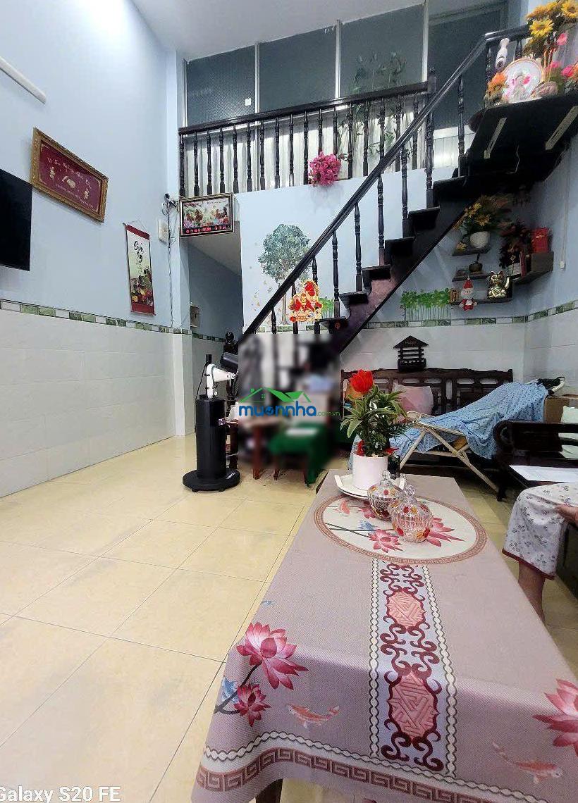 Nhà cấp 4 có gác lửng sạch sẽ, thoáng mát - 4