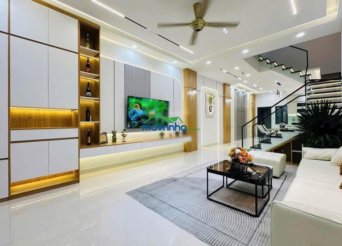 Bán nhà gò vấp đường quang trung phường 10 dt 4,5x15 đúc 2 lầu mới