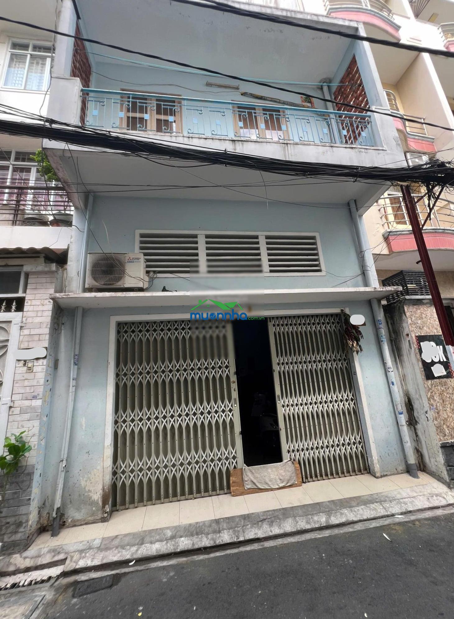Bán gấp nhà hẻm xe hơi lê thị riêng trung tâm quận 1