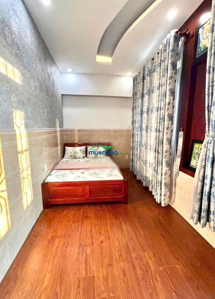 Sát chợ bến thành - đường lê thị hồng gấm với dt 70m2 shc - 3