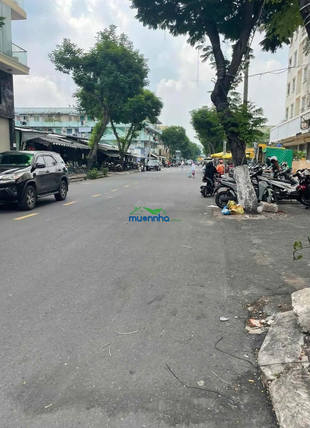 Chỉ nhỉnh 5 tỷ có ngay nhà 4 tầng btct - hoàn công - nguyễn duy dương - quận 10 - lô góc
