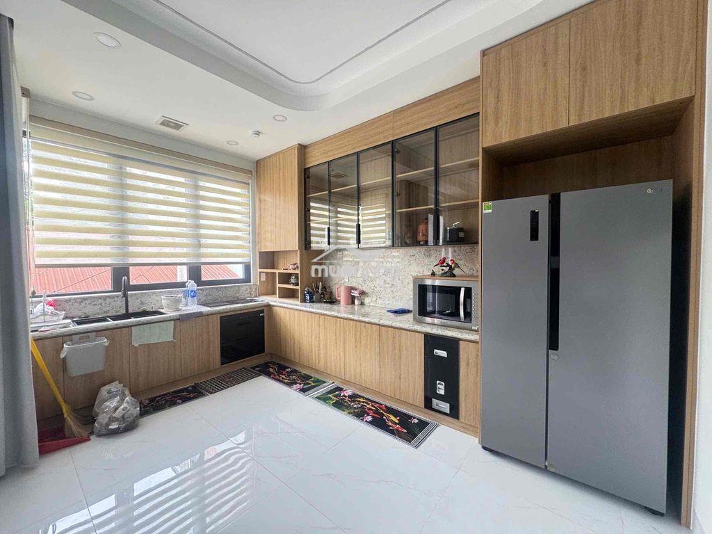 Thuê căn hộ 2pn 1 phòng khách ngay khu phố phan xích long phú nhuận - 2