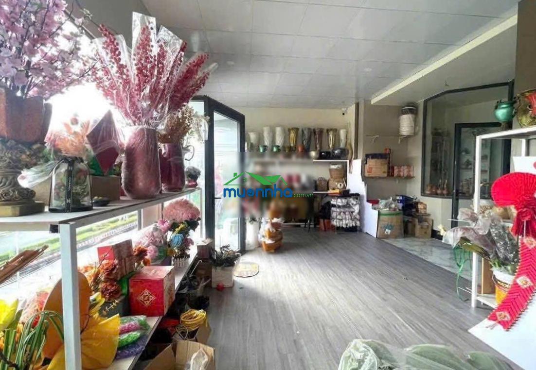 Nhà mặt tiền kinh doanh 10x22m- giá 950 triệu-ngay chợ phú lạc - sổ hồng riêng - đang cho thuê 25tr