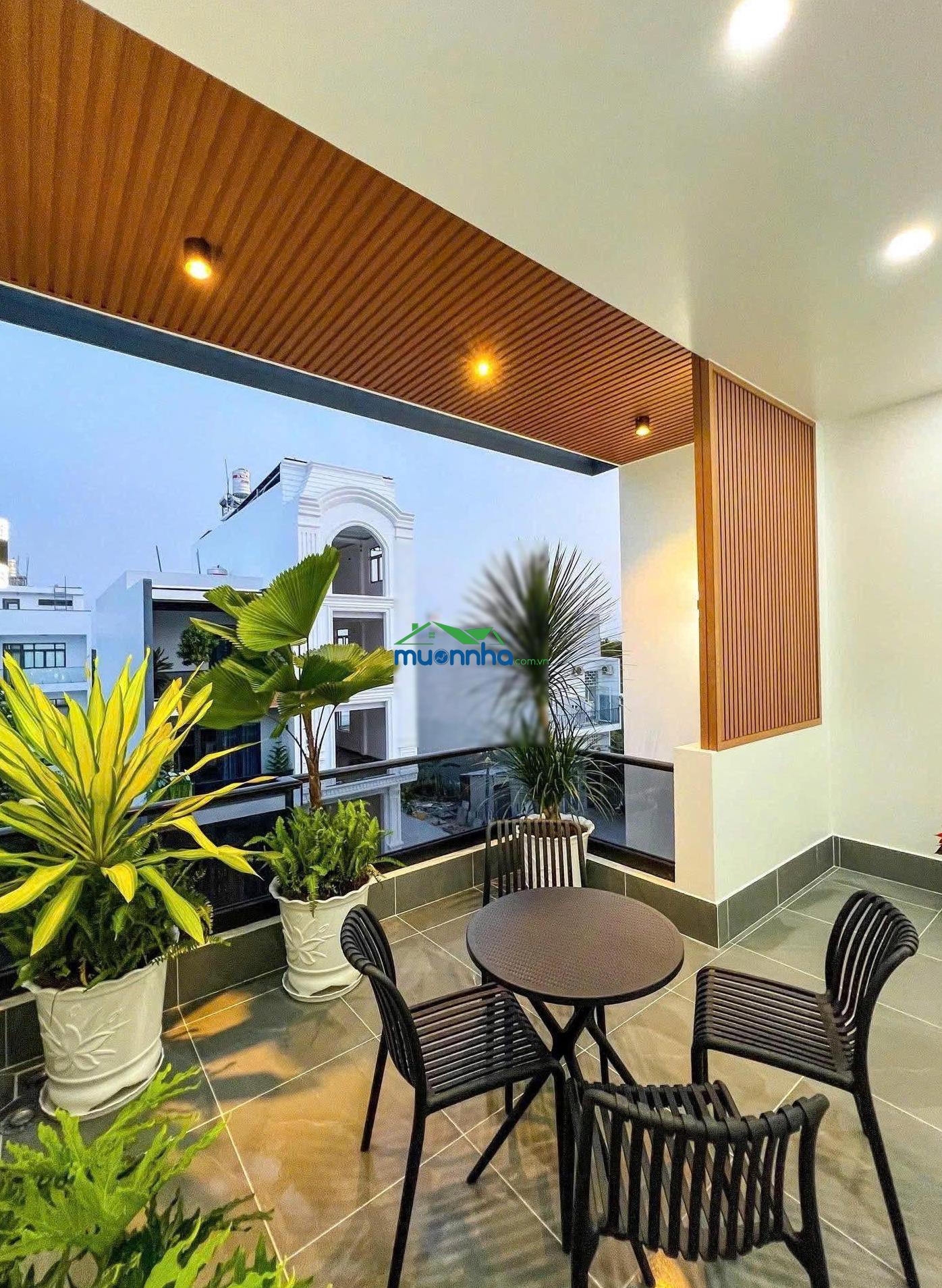 Bán nhà 2 lầu 6x20m. khu dân cư intresco 13e. gần chợ, gần trường học, gần bệnh viện