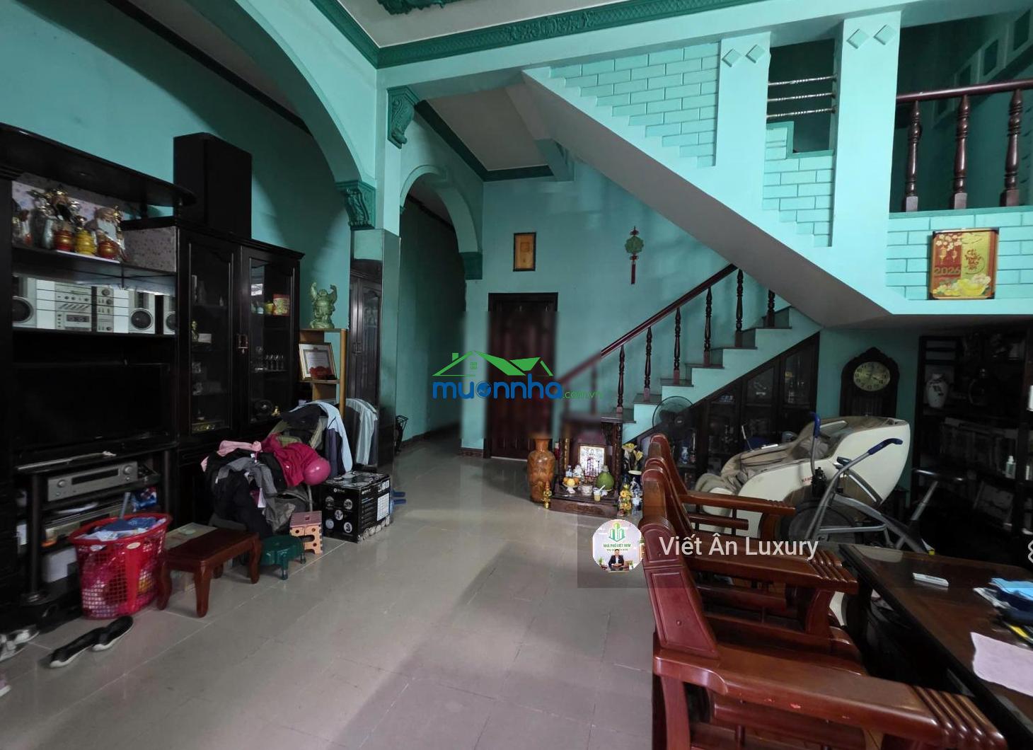 Bán nhà đường nguyễn trãi, quận 1 - đối diện cục công an. đường 10m - 105m2 - ngang khủng 6.8m - 3