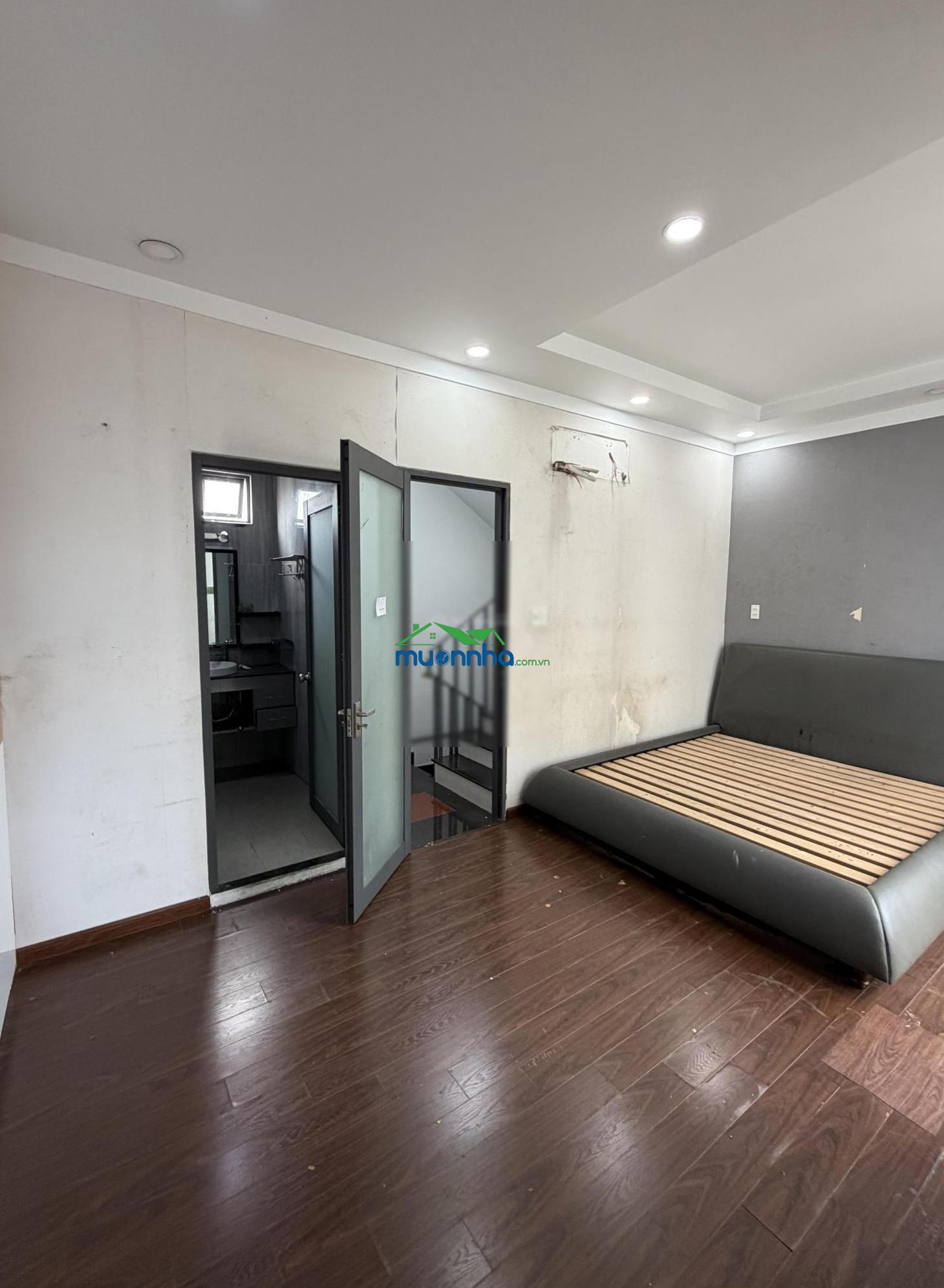 Hẻm 4m sạch đẹp, sau căn mặt tiền ngay chợ bà chiểu, ngang khủng 6m, 4 tầng bề thế - 2