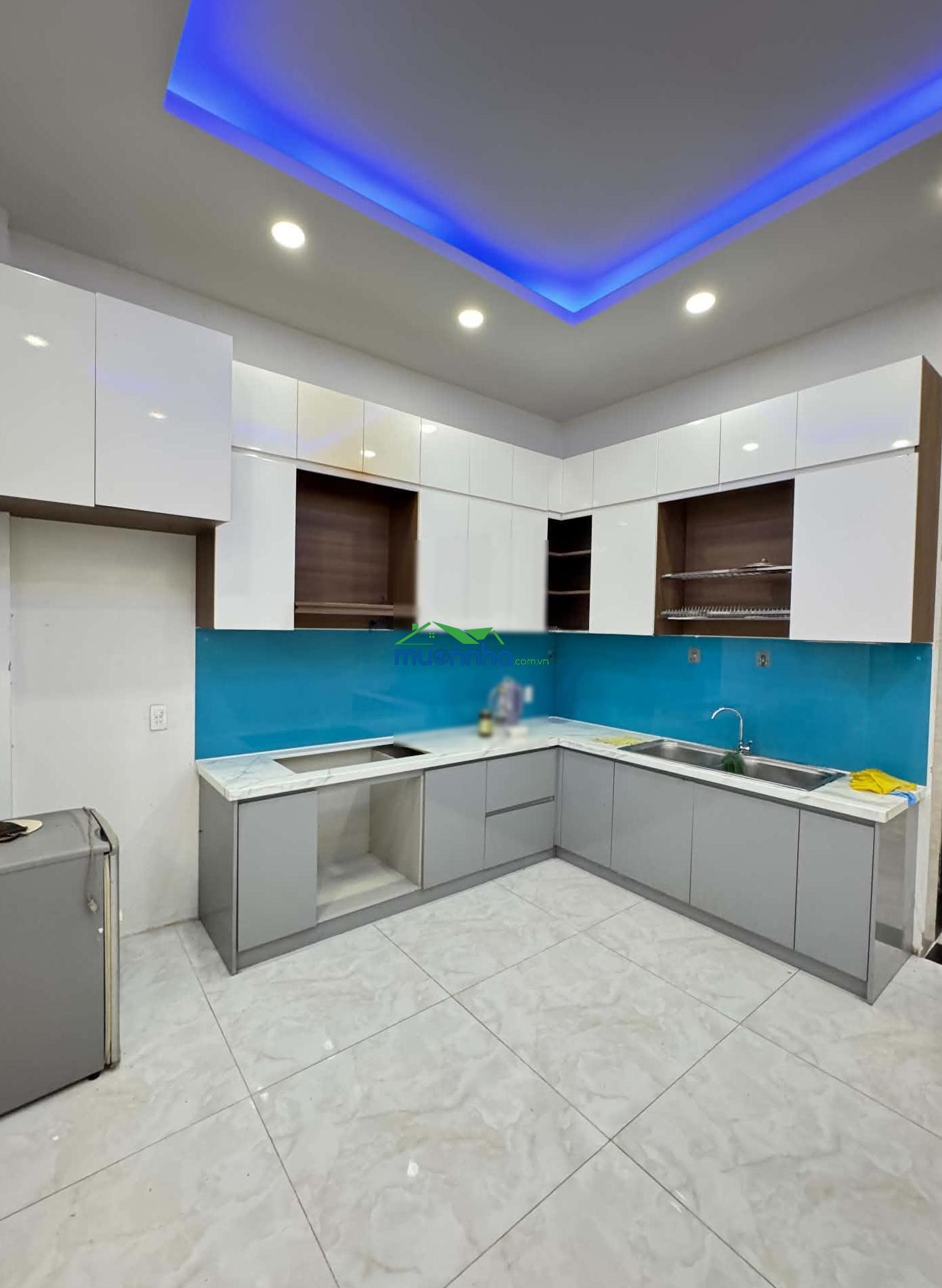 Hẻm xe hơi tránh 8m ngay chung cư bàu cát, tân bình - ngang 4m - 3