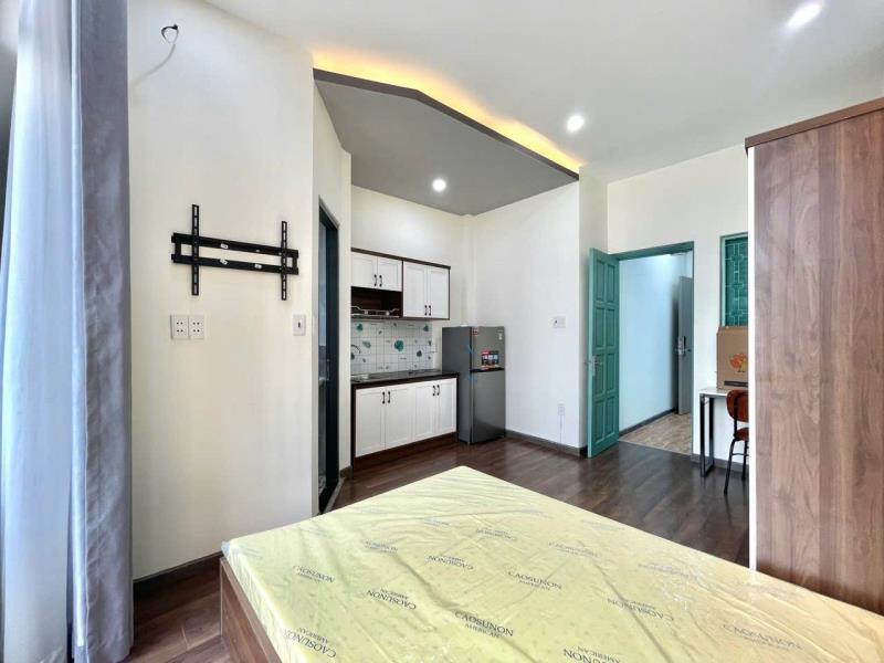 Cho thuê căn hộ có ban công, gần đại học ngoại thương - d5, quận bình thạnh - 3