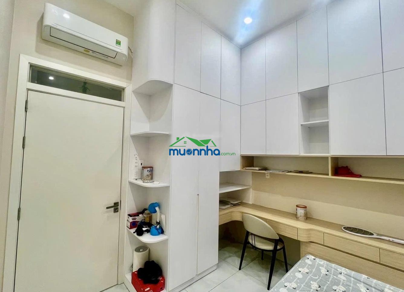Bán nhà 3 tầng hẻm 8m nguyễn thị ra, ngang 5m, gần chợ đầu mối, giá 7,75 tỷ
