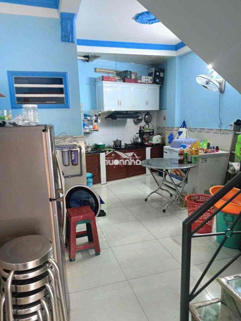 4x9, nhà có 1 lầu đường chiến lược, giáp tên lửa - 3