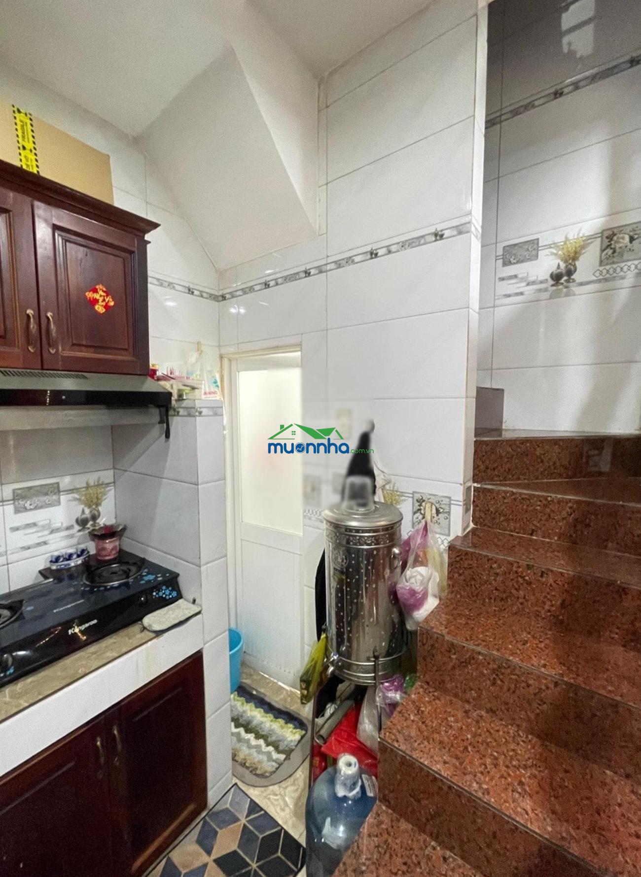 Nhỉnh 2t - ngay ngã 4 bà hom - an dương vương - 3 tầng - nhà mới đẹp - vào ở ngay - 3