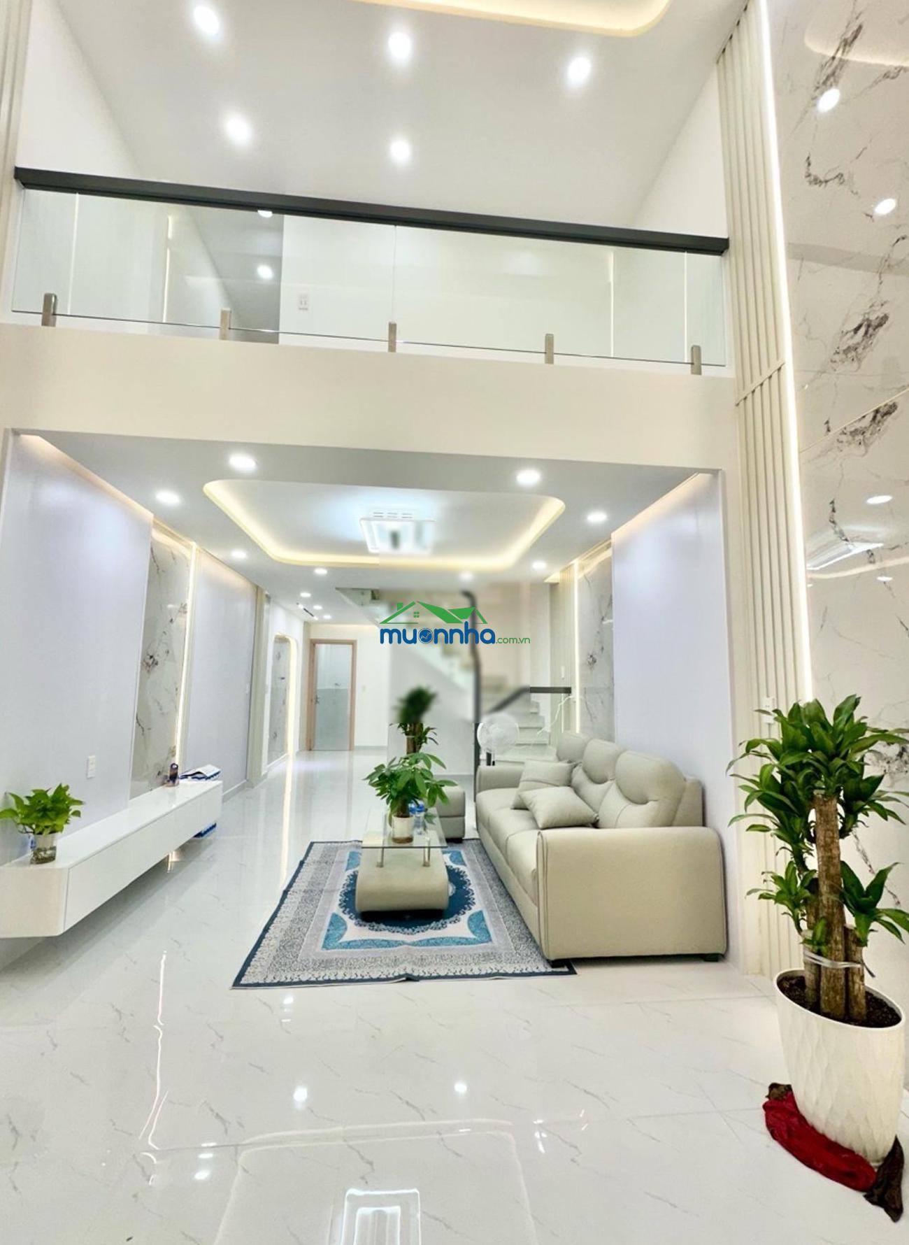 Nhà đẹp hết ý - 2 tầng 61 m2 - khu sầm uất lũy bán bích - thoại ngọc hầu - giá chỉ nhỉnh 6 tỷ - 2