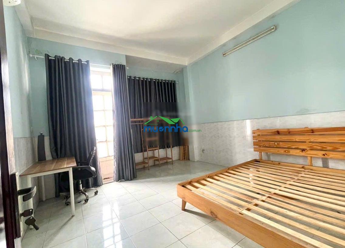 Xe hơi thông ngay đhcn 4 - 190,4m2 (sử dụng 215 m2) ngang 6m - 4 tầng - 3