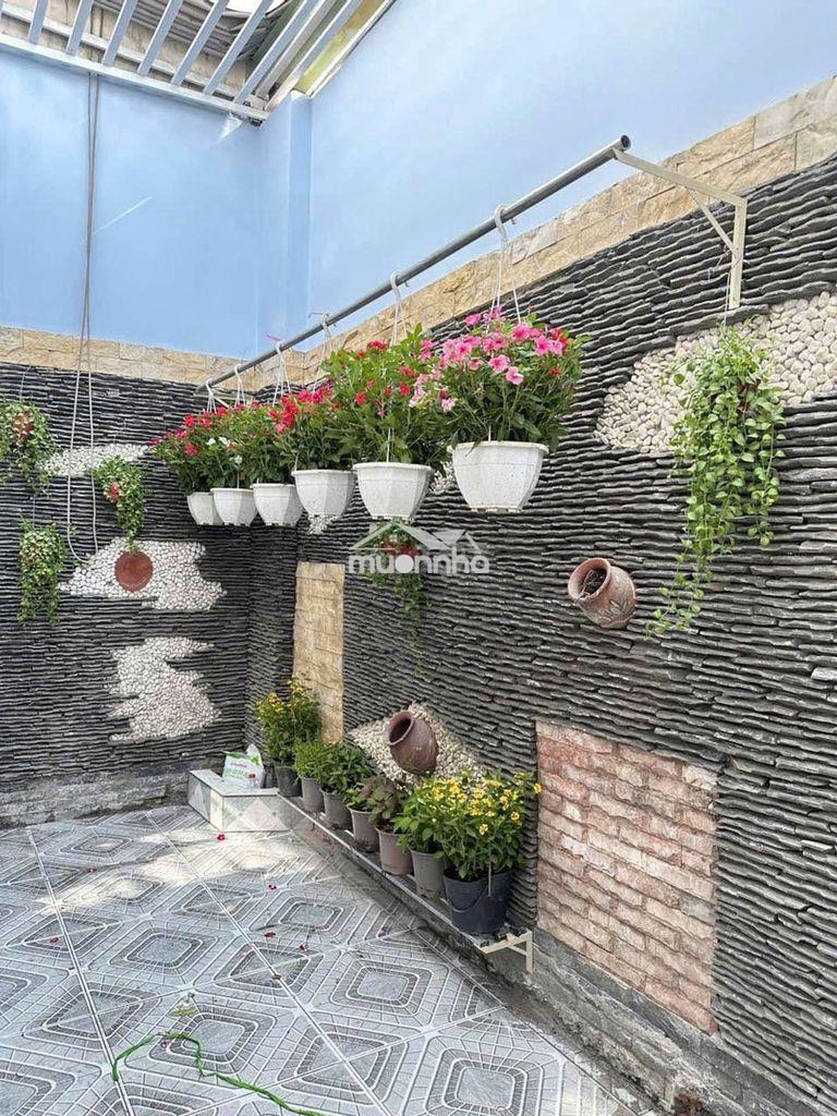 Ngộp bank!!!nhà phạm văn chiêu 72m² nở hậu ô tô đậu cửa có sân rộng  - 2