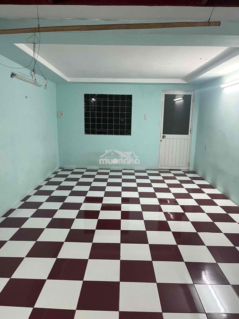 Phòng trọ sinh viên gần hàng xanh