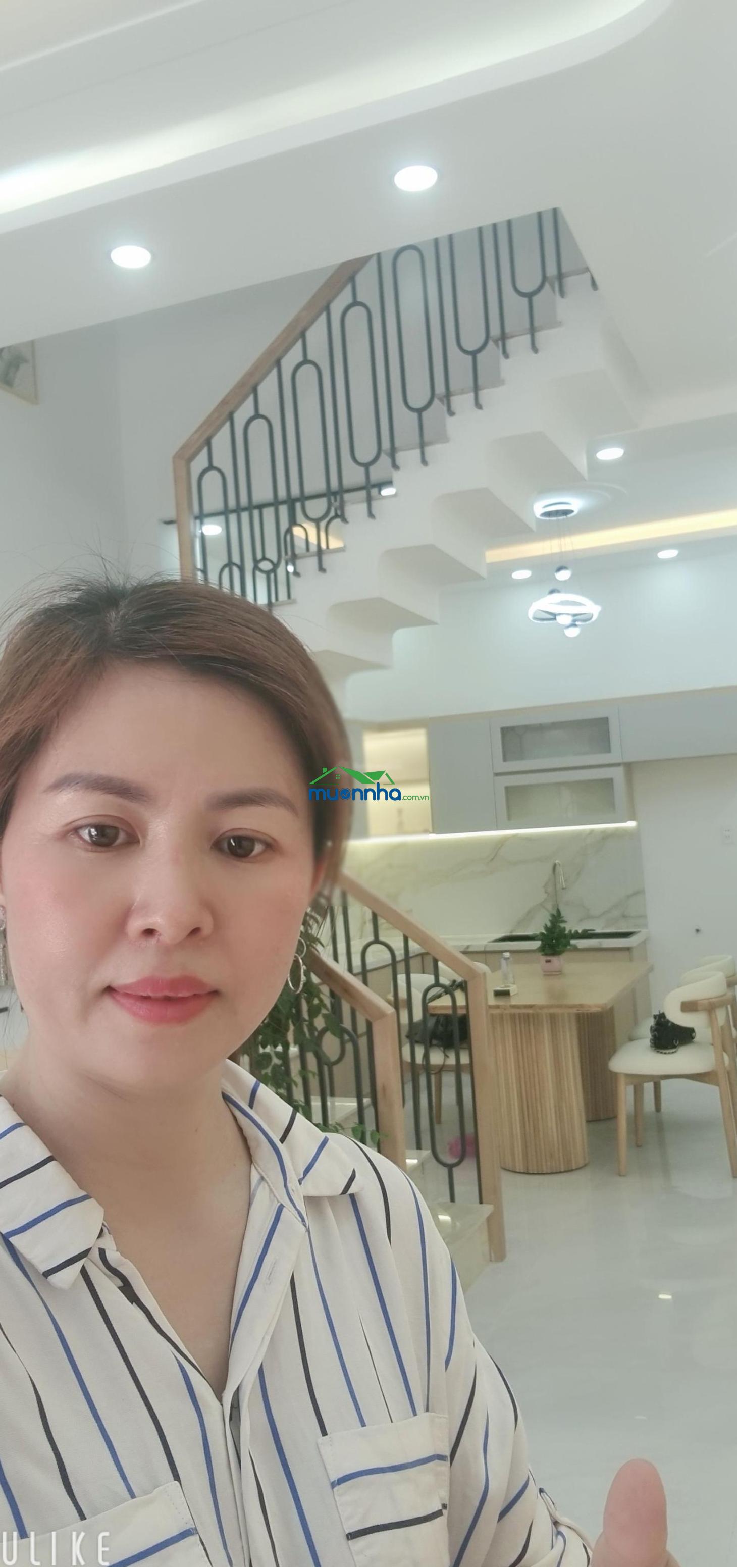 Bán nhà 2 tầng - 52m2 - 3pn - full nội thất - xe hơi đổ cửa - ngay bình long - lê thúc hoạch - 2