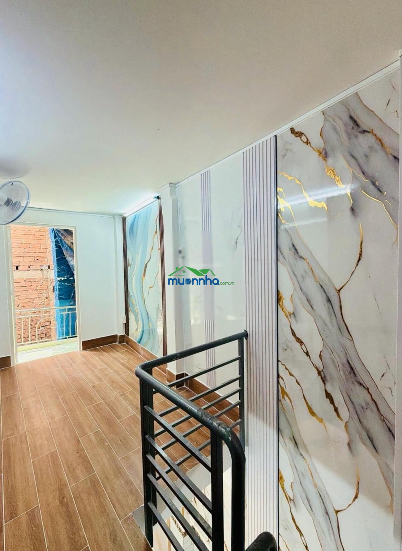 1 tỷ 380 mua được nhà đoàn văn bơ - quận 4 - 3 tầng - 2pn - sổ hồng riêng - 3