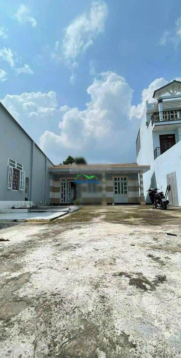 Gđ cần bán nhà mặt tiền 610m2 giá 16tỷ kế bên chợ xuân thới thượng, hm - 4