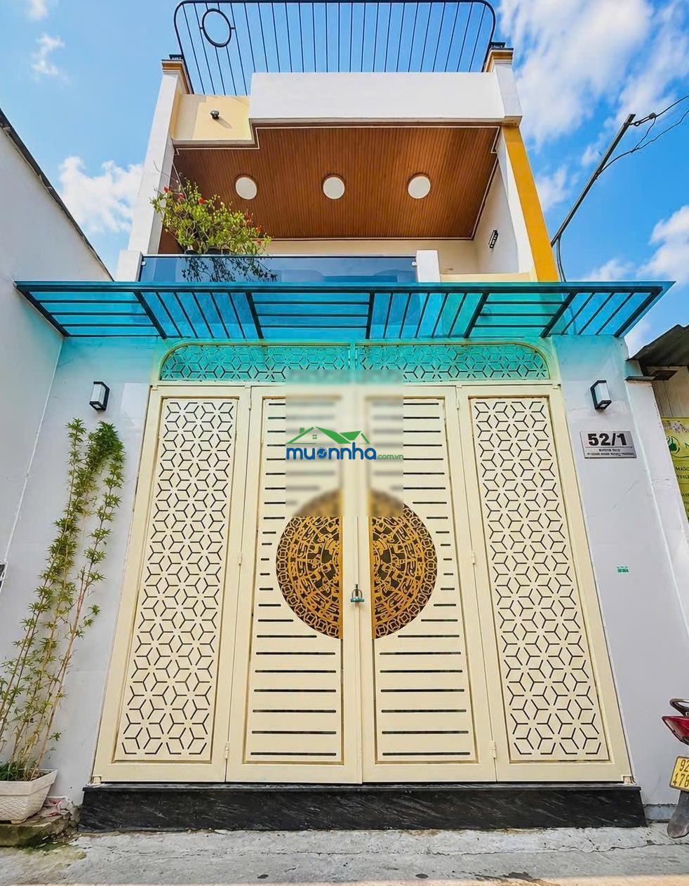 Nhà đường 26/3 - phường bình hưng hoà , dt 4,5 x 16m , giá 5tỷ860 , lh 0933 015 ***