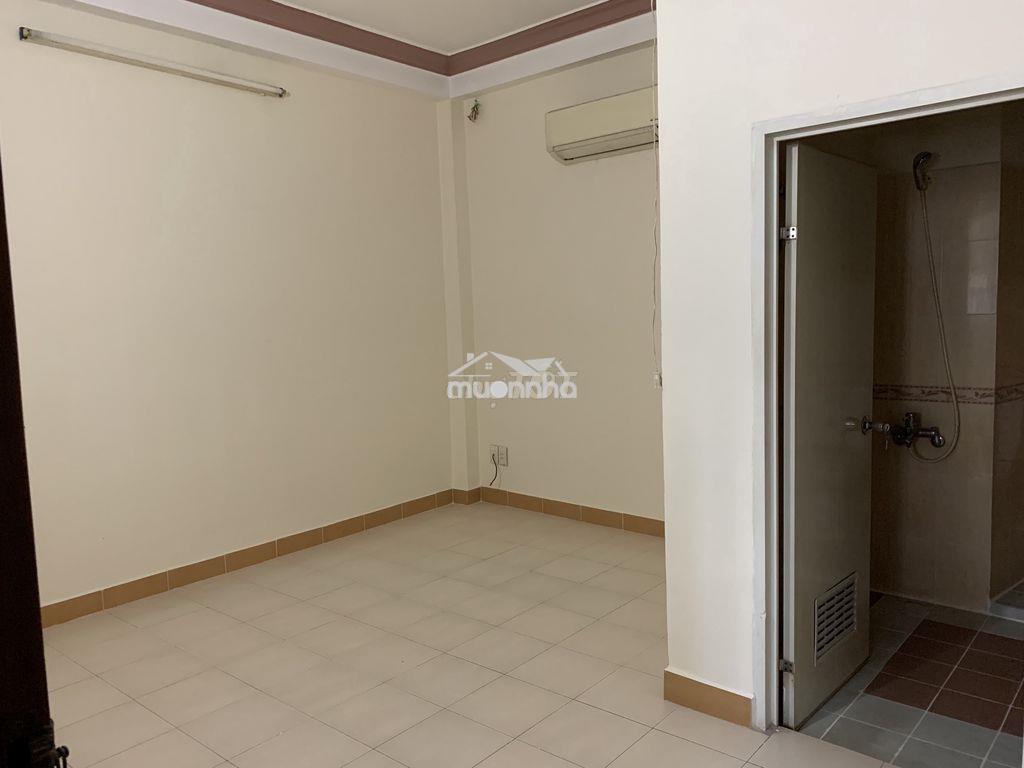 Cho thuê nhà 1 trệt 2 lầu 15/10 trần bình trọng p5 q. bình thạnh. - 4