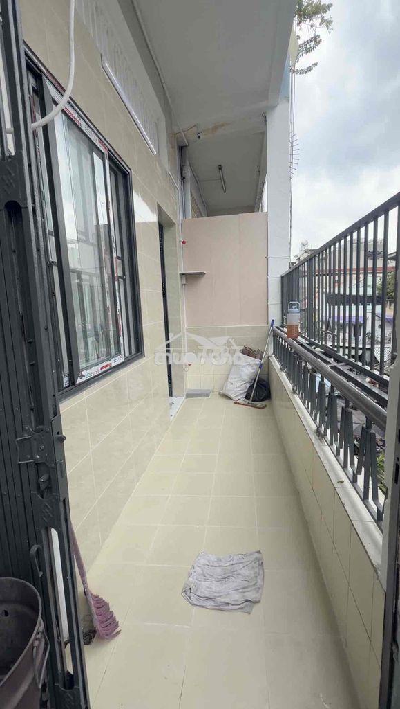 Cần bán chung cư phùng hưng quận 5 - 2