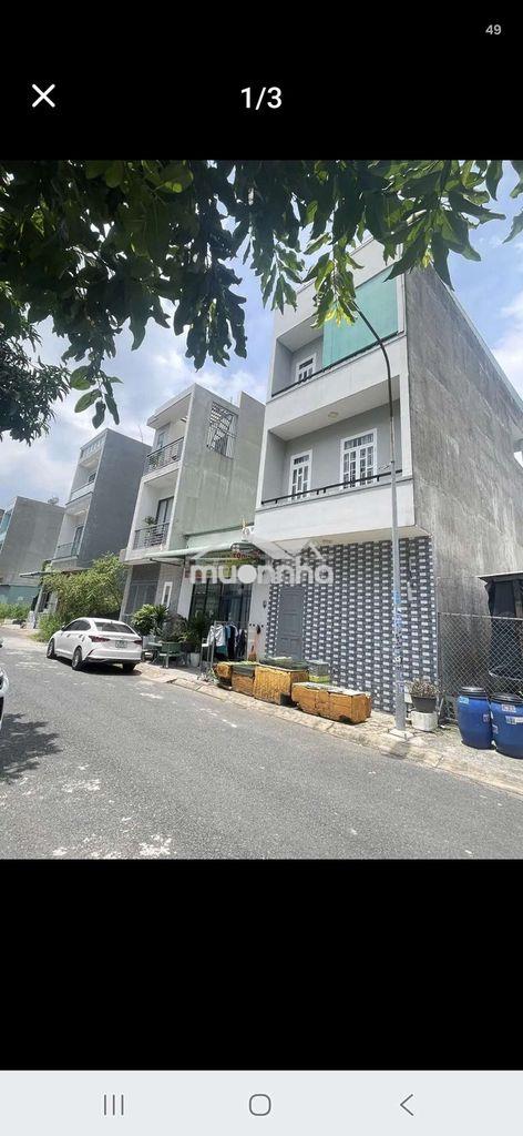 Nhà lầu gần đường lý thường kiệt