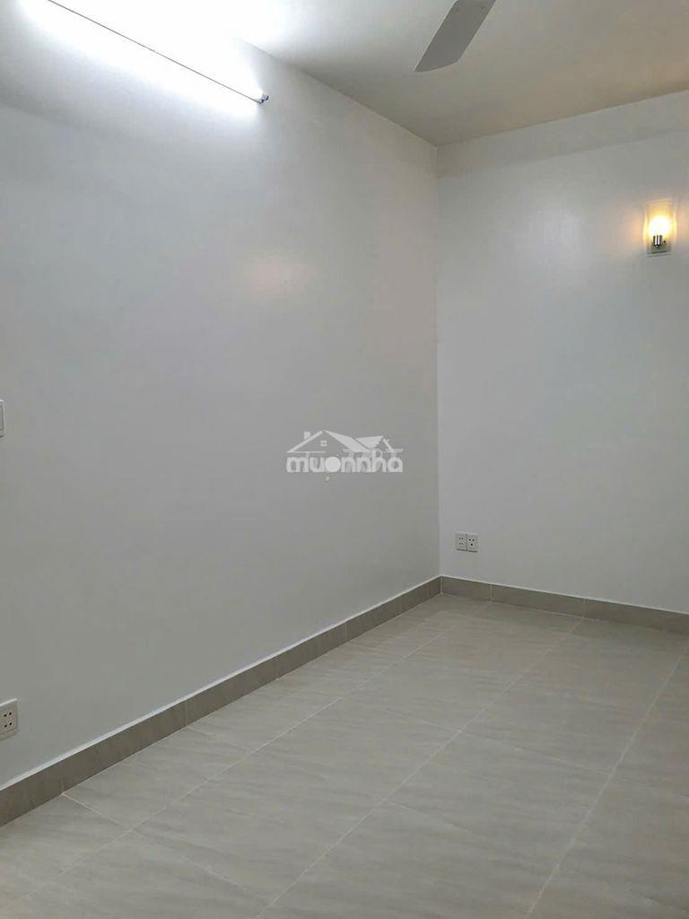 Căn hộ cc đồng diều tọa lạc tại cao lỗ, quận 8, tp.hcm. 75m2 - 4