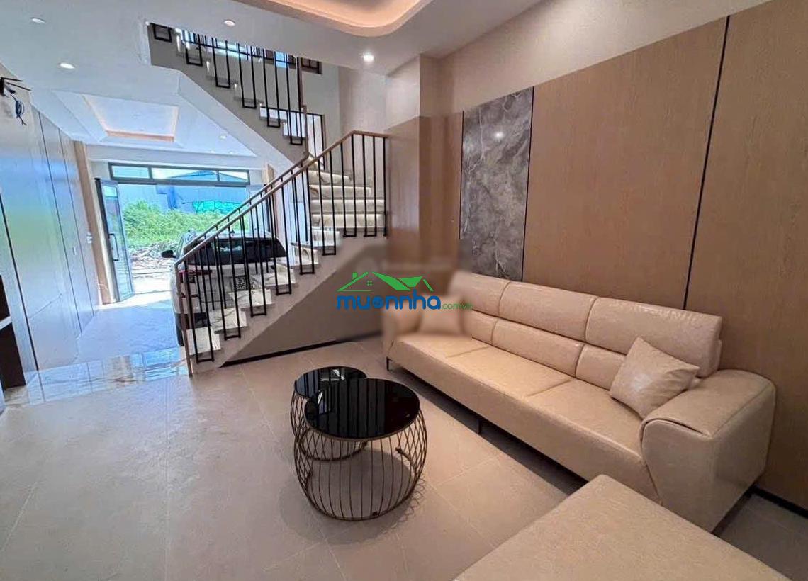 Bán nhà 1 trệt 2 lầu sân thượng nhà đường an phú đông 27 full nội thất có: 3pn, 4wc, 1pk, 1pb