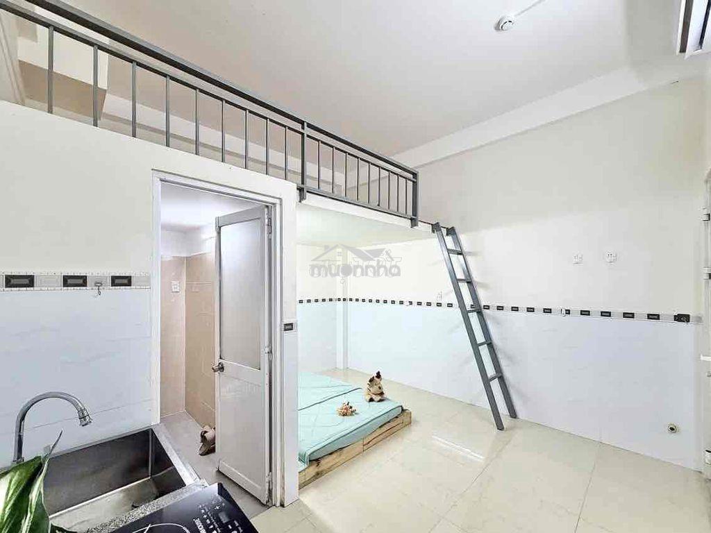 Phòng trọ giá rẻ có máy lạnh ngay gần etown công hoà sạch sẽ an ninh - 3