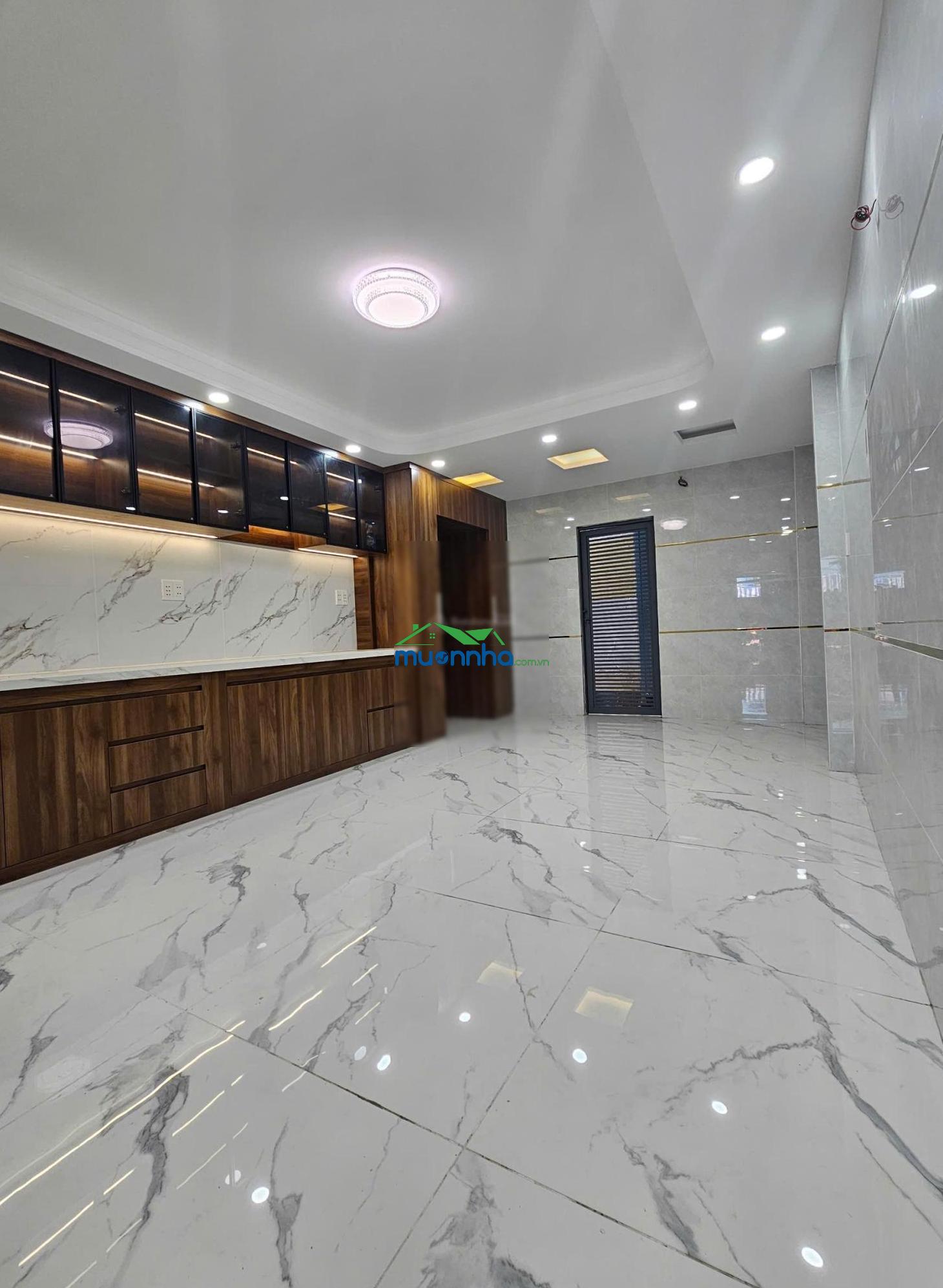 Cư xá phú thọ hòa gần đầm sen (4 x 17) khu đồng bộ hẻm 8m, 3 tầng mới đẹp ở ngay.