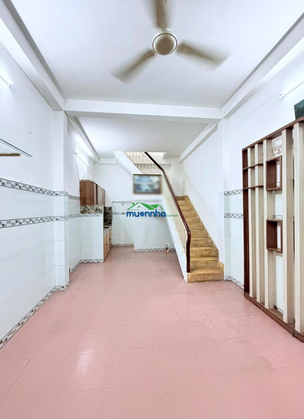 Bán nhà bùi thế mỹ p.10 tân bình 3 tầng 30m2 3pn 3wc 5t tl