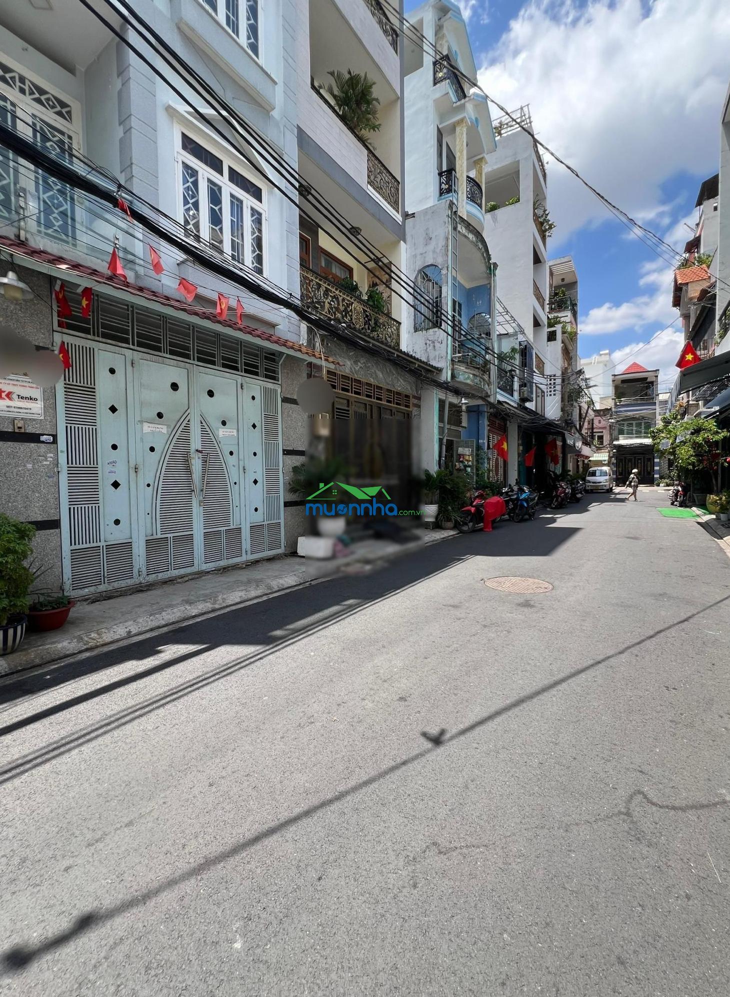 Mặt tiền kinh doanh khu bàu cát 55m2 3 tầng sân thượng ngang đẹp còn mới chỉ hơn 10 tỷ