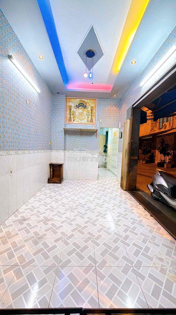 Vị trí siêu vip - 4