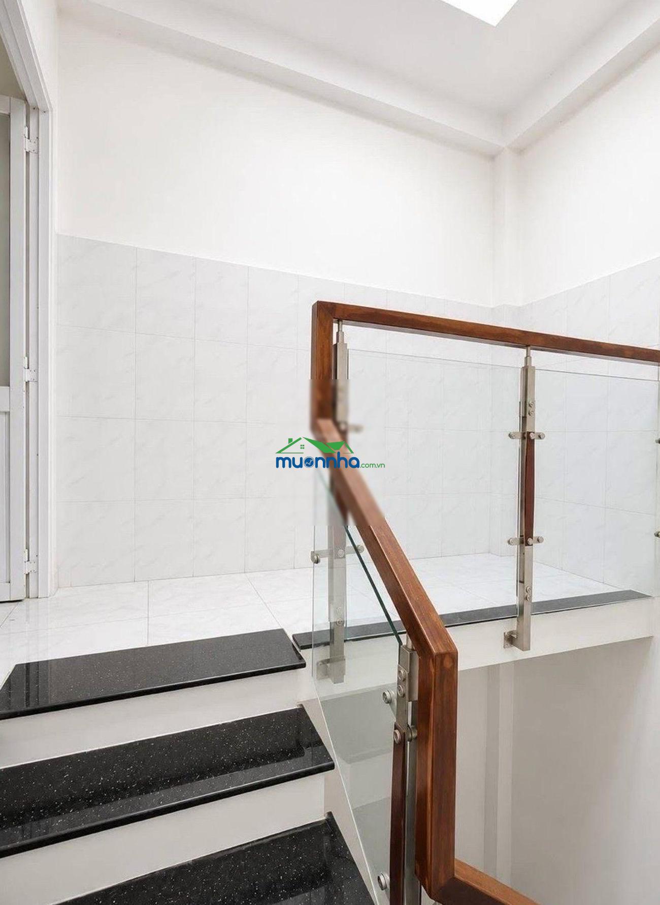 Nhà 4 tầng 30m2, 3pn hẻm xe hơi đậu cửa - phan đăng lưu - p.3 bình thạnh - chỉ 6.x tỉ tl - 3