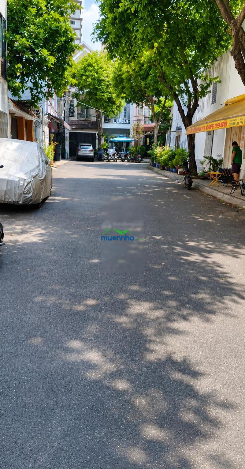 Hot bán nhà riêng tại hoàng hoa thám, hxh cách mặt tiền 50m, giá chỉ 11,5 tỷ, sổ cn 101m2,5pn, 5wc