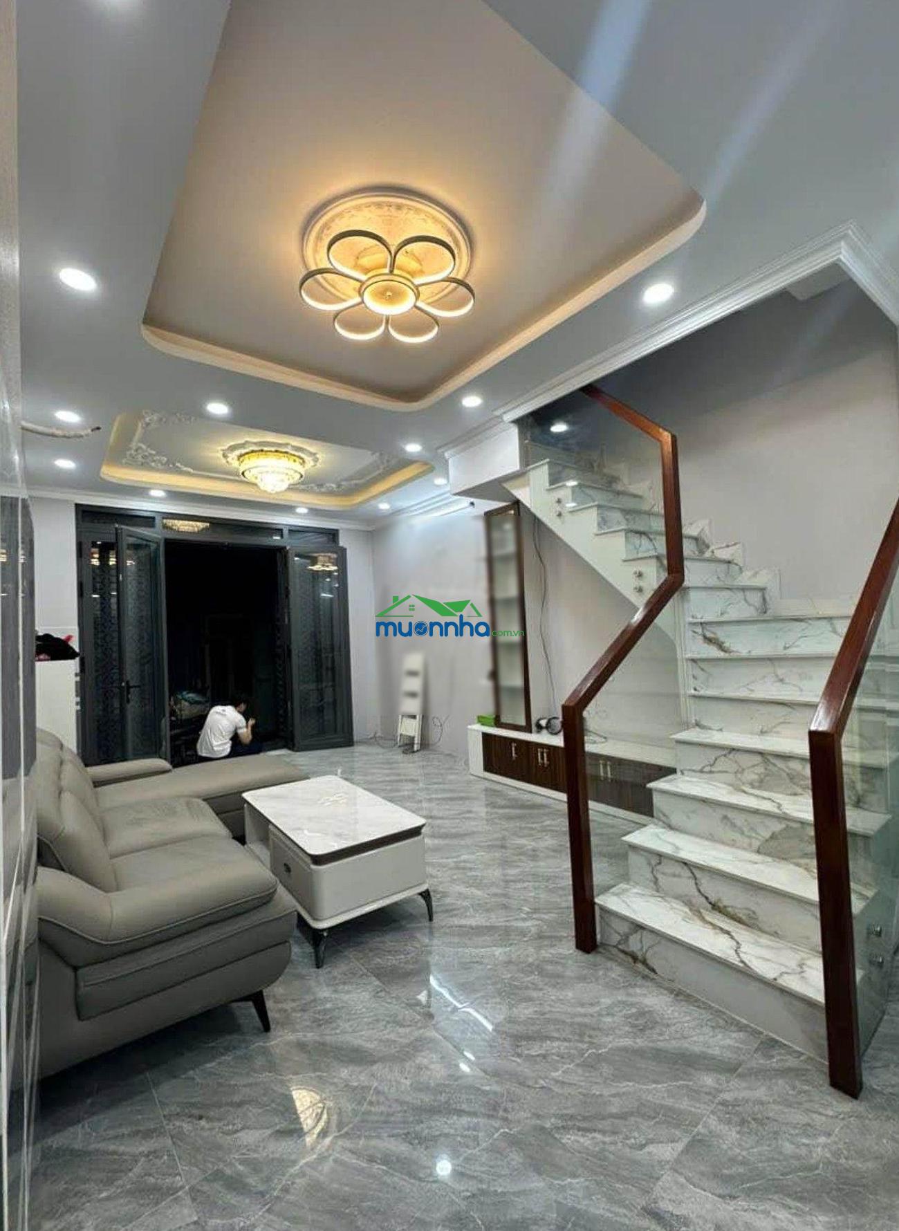 Nhà quận 7, sát kdc nam long, dt 80m2, chỉ 7.x nhỏ - 4