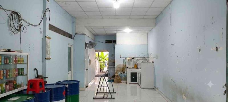 Bán gấp nhà 2 mặt tiền góc tân thới nhì 28 .hóc môn 204m² sổ nở hậu - giá 5.5 tỷ - 2