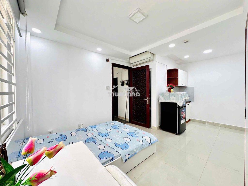 Phòng cửa sổ - sau vincom nam long - 2