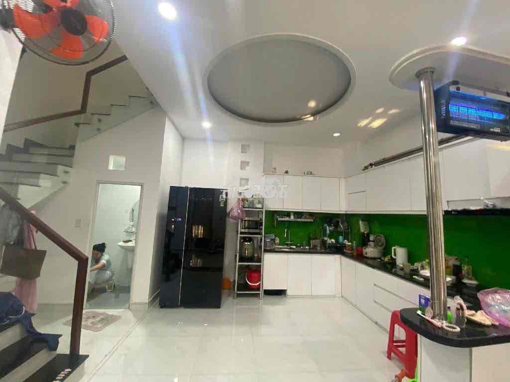 Bán nhà 3 tầng trung tâm thủ đức, 56 m2 giá chỉ 5,98 tỷ - 3