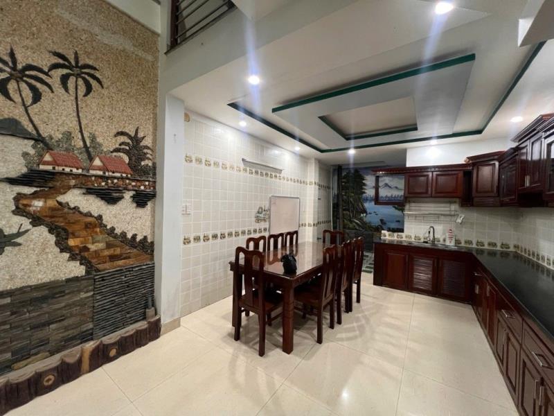 Bán nhà lê quang định 52m2 , sổ hồng riêng