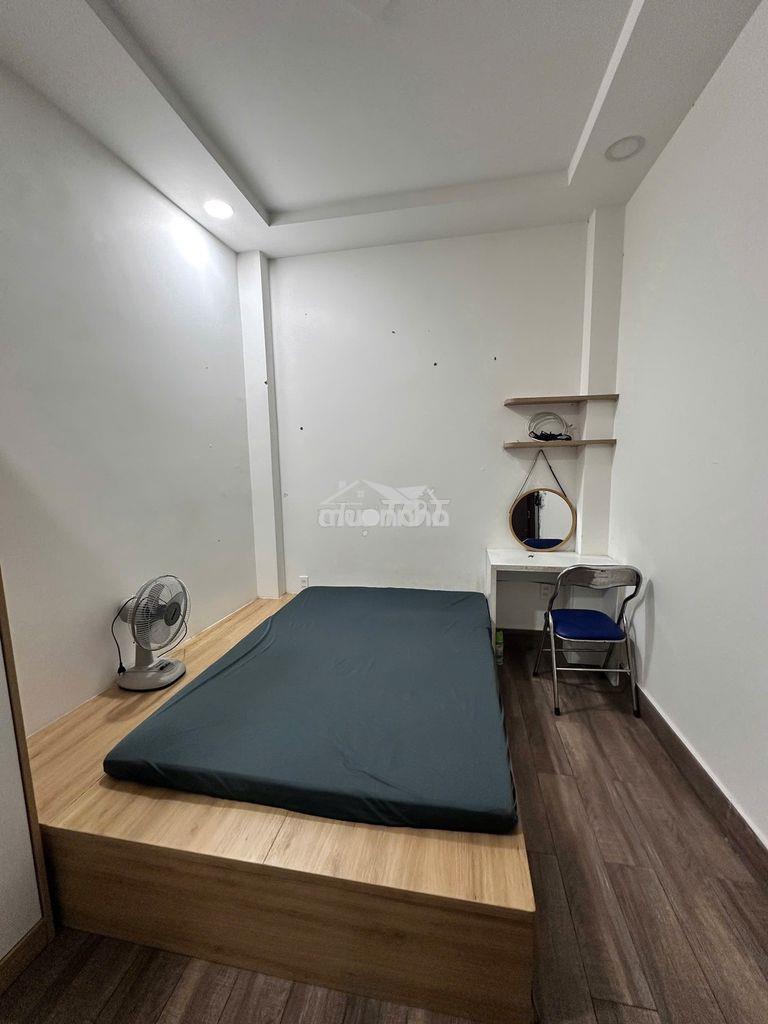 Phòng trọ phú nhuận gần sân bay trung tâm tp