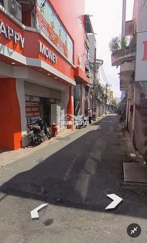 Nhà 4 phòng ngủ tiện gđ đông người ở